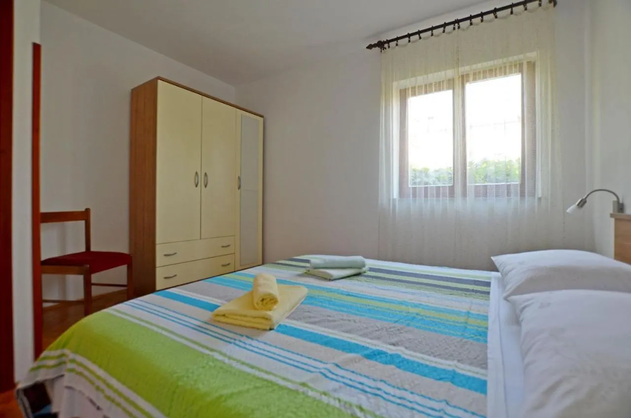 Apartment Ljiljana Fazana